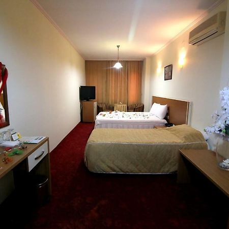 Aykut Palace Otel إسكندرونة المظهر الخارجي الصورة