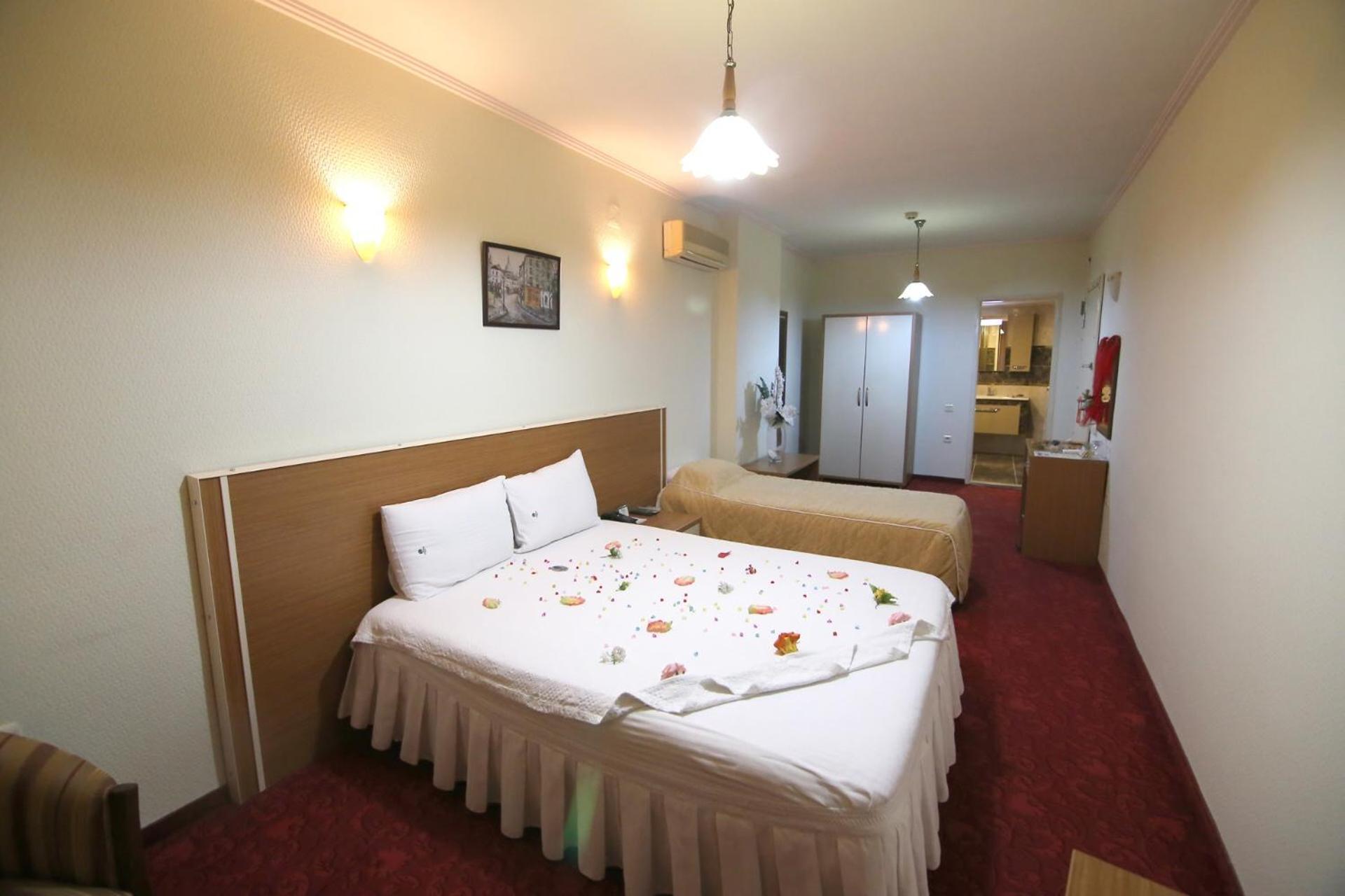 Aykut Palace Otel إسكندرونة المظهر الخارجي الصورة
